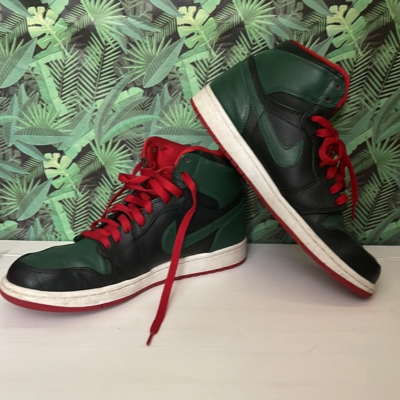 Jordan 1 “Gucci Green” retro size 10.5🟢🔴⚫️ - Picture 3 of 10